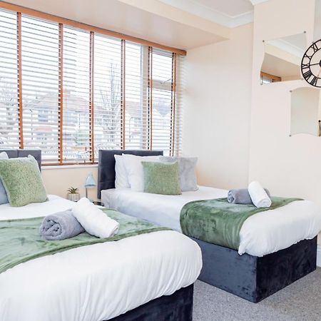 The Radleys Villa Birmingham Bagian luar foto
