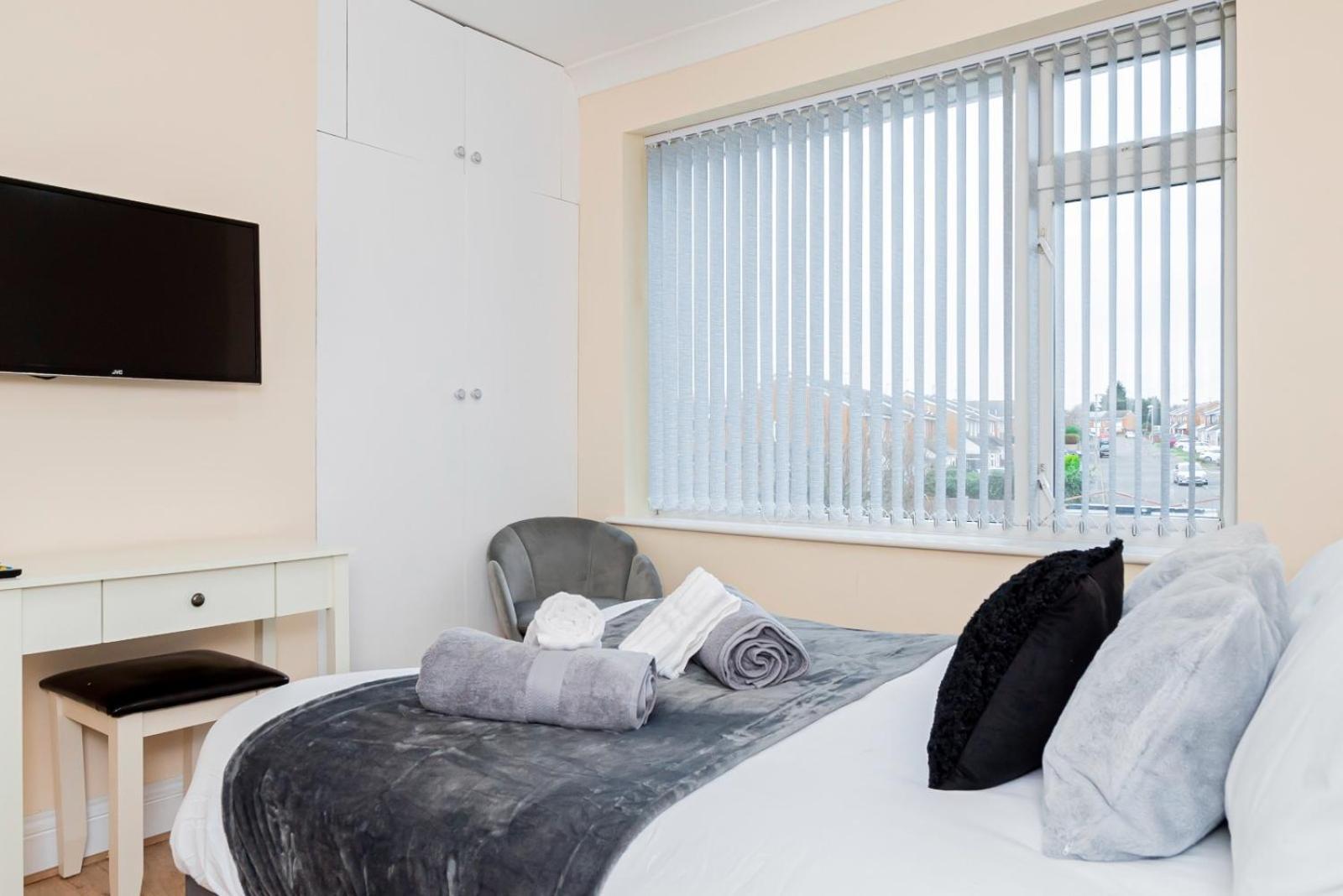 The Radleys Villa Birmingham Bagian luar foto